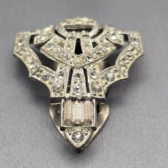 Vintage Art Deco Rhinestone Dress Clip 1.5" Silver Tone Estate Jewelry Cutouts - Picture 4 of 9